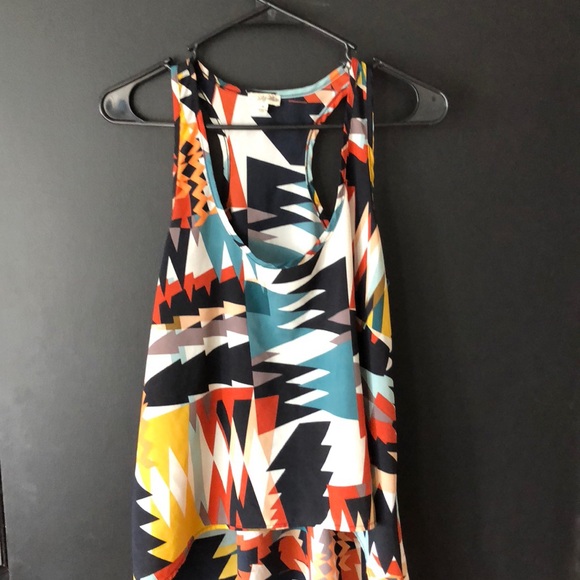 Lily white high low tank - Picture 2 of 2